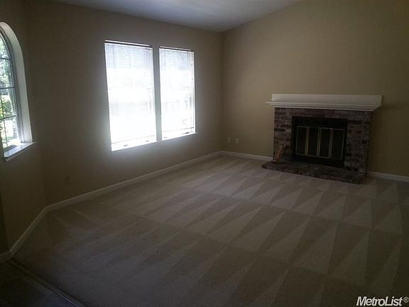 5th image of 1340 Providence Way