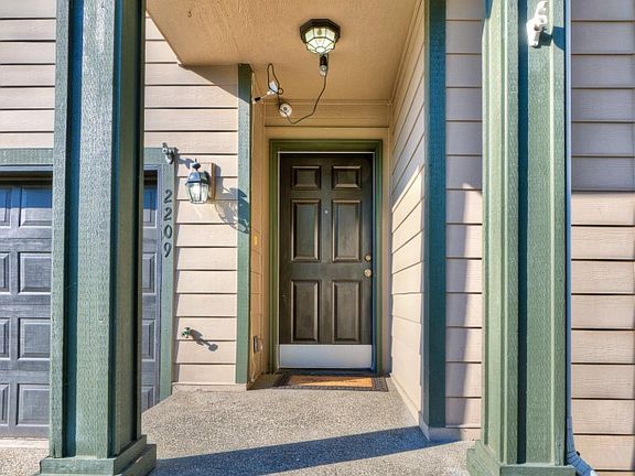 2nd image of 2209 171st St E