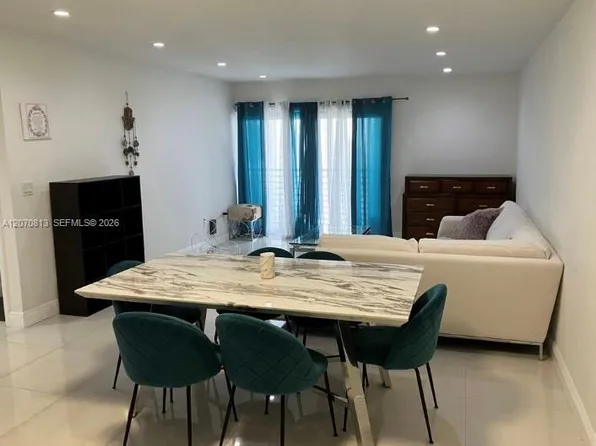 4060 N Hills Dr APT 31, Hollywood, FL 33021