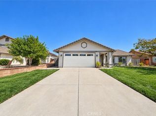 1291 Comiskey Ct, Perris, CA 92571
