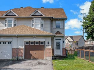 2087 Breezewood St, Ottawa, ON K4A4R7