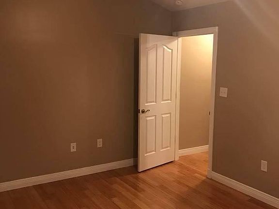 5th image of 604 Washington Ave