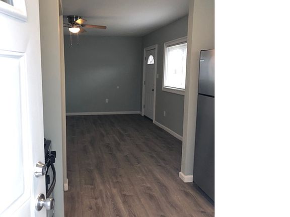 2nd image of 275 S Central Ave