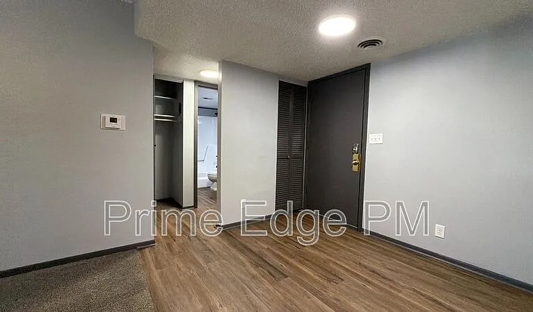 2343 B St #1 — Photo 7