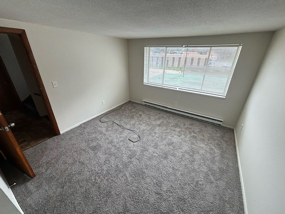 1149 1163 Elm Street 11491163 Elm St West Springfield MA Zillow