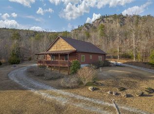 110 Charles Townes Ln, Pickens, SC 29671