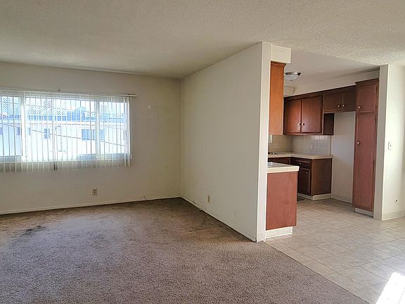 3rd image of 623 S Grevillea Ave #8