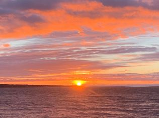 91 Sunset Beach Rd, Sag Harbor, NY 11963