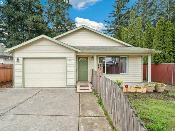 2301 NW Aubrey Ln, Gresham, OR 97030