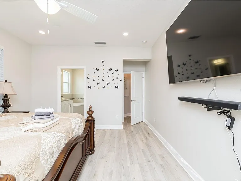 5816 Little River Dr — Photo 12