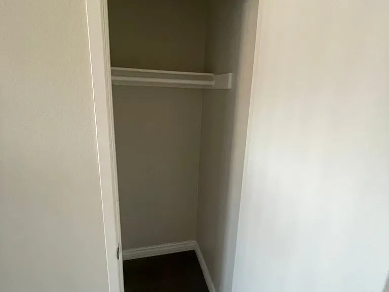 Cordova Apartments — Photo 20