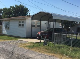 310 1/2 E Arapaho Ave, Weatherford, OK 73096