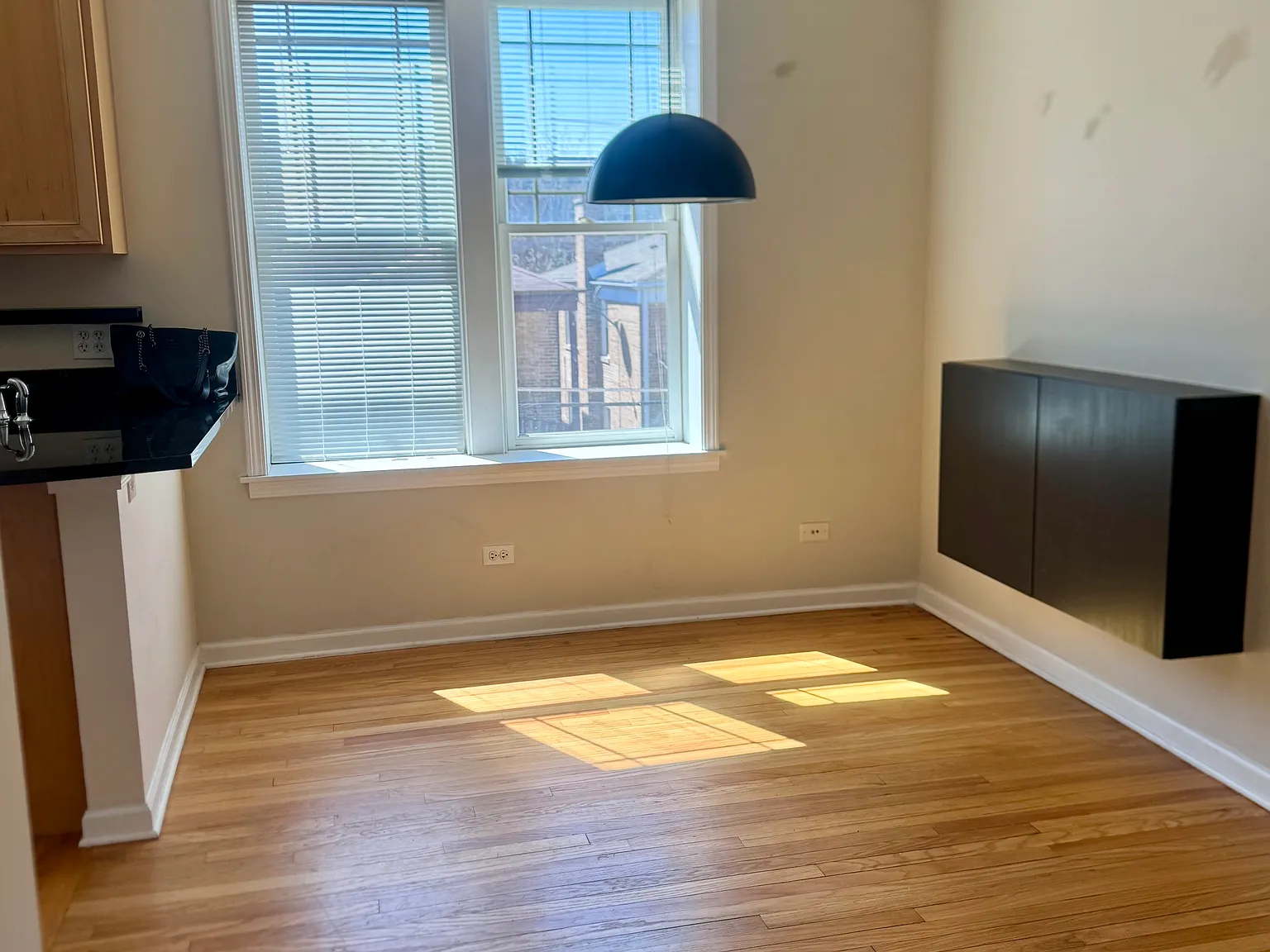 1 bed, 800 sqft, $1,575 — Photo 4