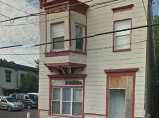 186 1st St, Albany, NY 12210