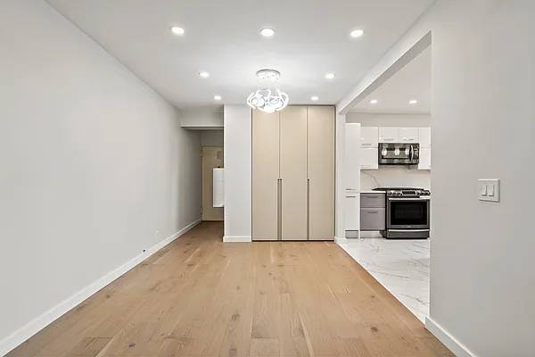 Rented by Reavis | media 3