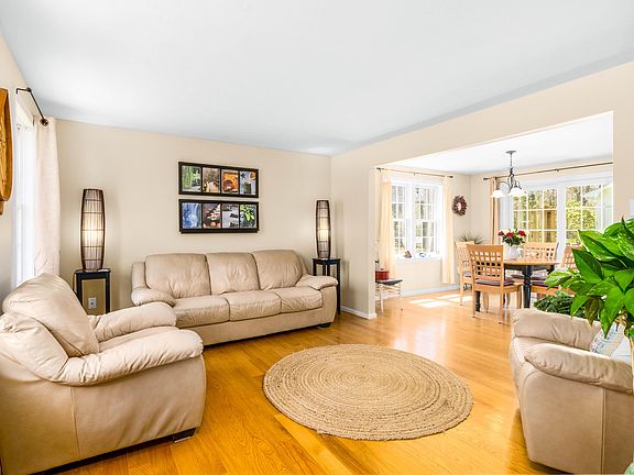 2nd image of 5 Raspberry Lane