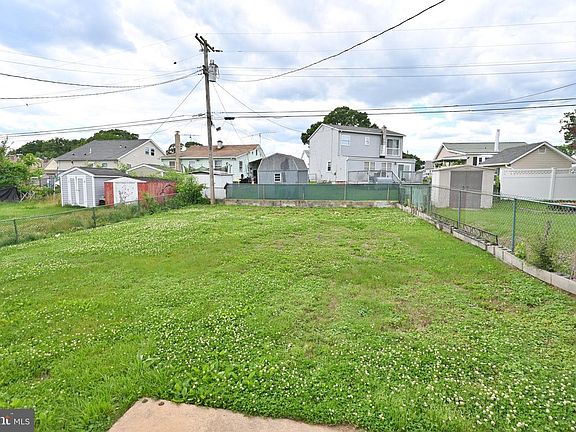 3rd image of 34 Compass Rd