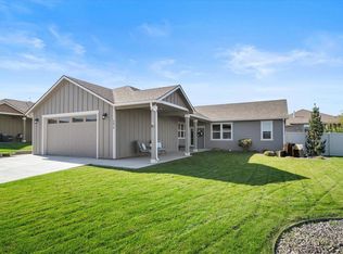 3676 S Taft Pl, Kennewick, WA 99338