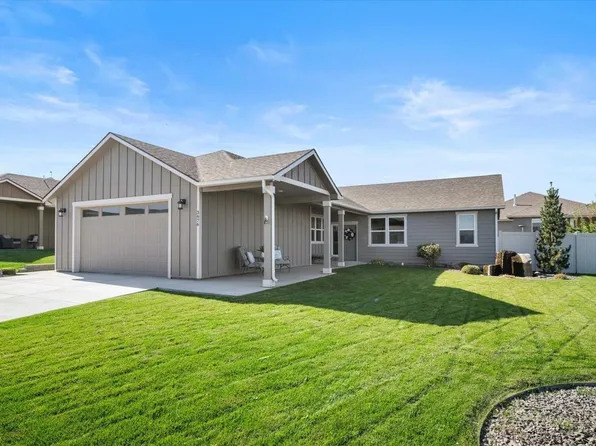 3676 S Taft Pl, Kennewick, WA 99338