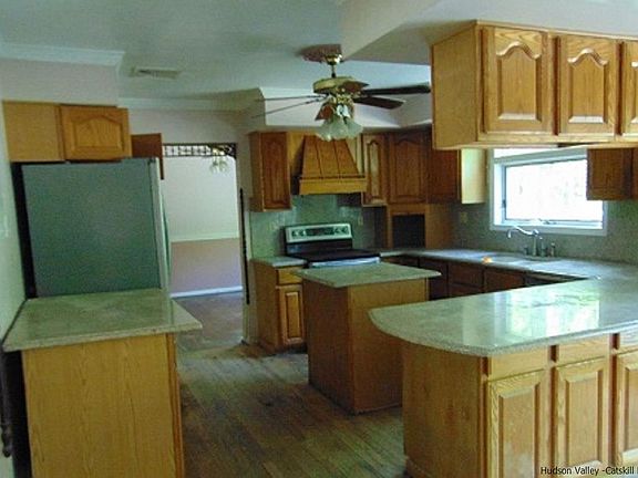 2nd image of 53 Valley Stream Dr #0