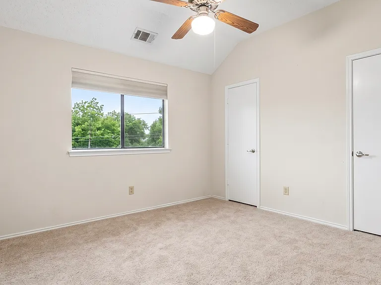 6606 Cliffwood Ct — Photo 24