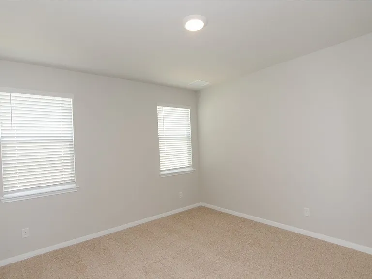 256 Cherry Laurel Ln — Photo 12