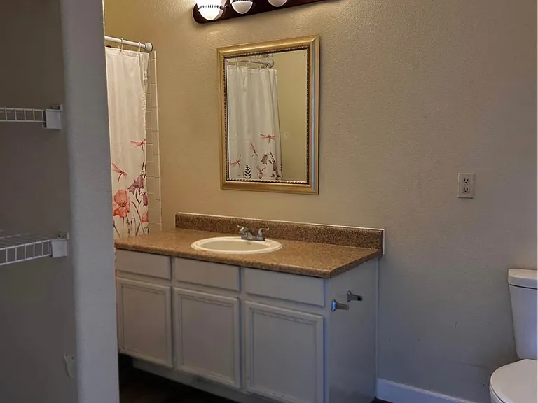 2041 Hussium Hills St — Photo 12