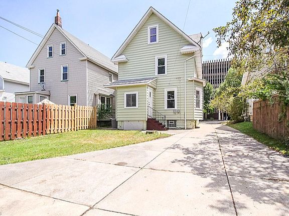 5th image of 1360 Saint Charles Ave