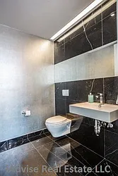 Rented by iAdvise Real Estate LLC