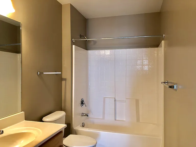 Dunn Loring Metro Apartments — Photo 33