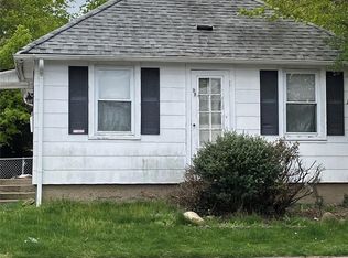 98 Steamboat Road, Great Neck, NY 11024