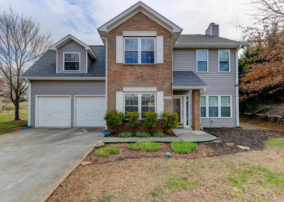 1st image of 423 Dairy Ln
