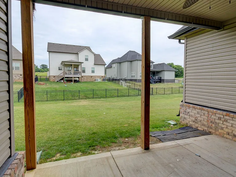 541 Low Country Ct — Photo 8