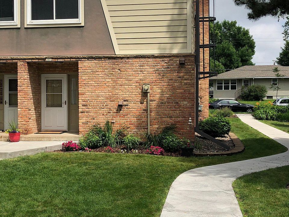 1st image of 7417 W Franklin Ave