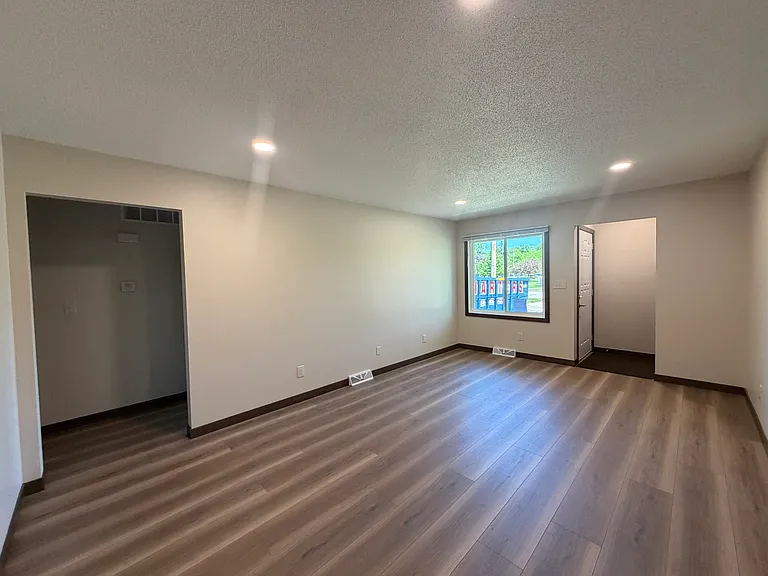 1116 Spruce Dr — Photo 7