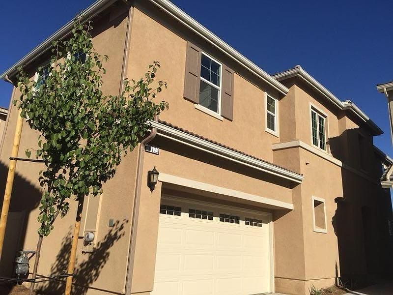 1st image of 40122 Calle Real