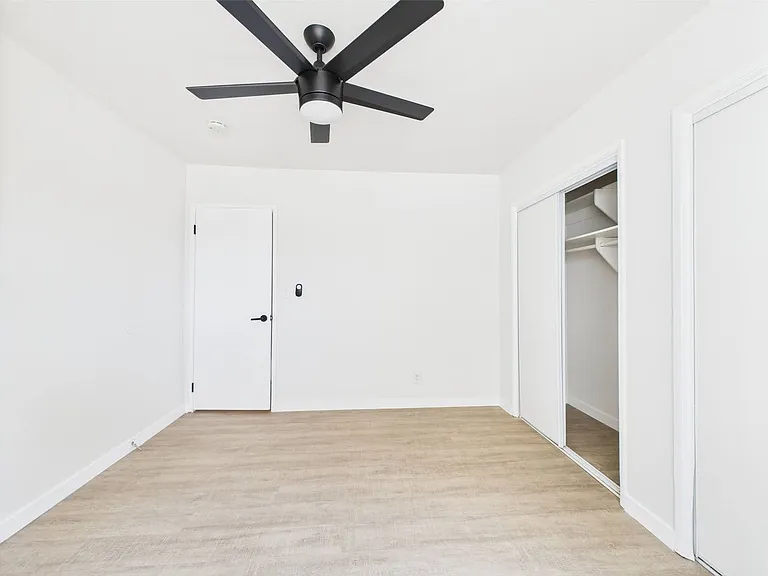 4912 Muir Ave Coastal Living near Beach — Photo 16