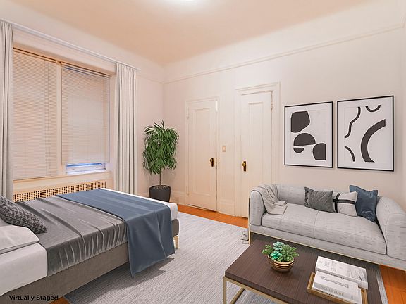 3rd image of 26 E 63rd St APT 2E