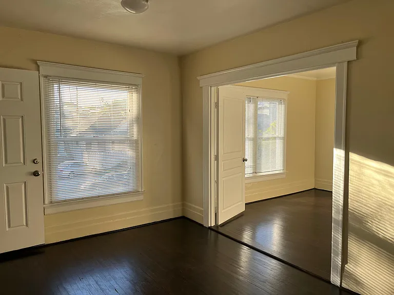 306 S Oak Knoll Ave #306 — Photo 3