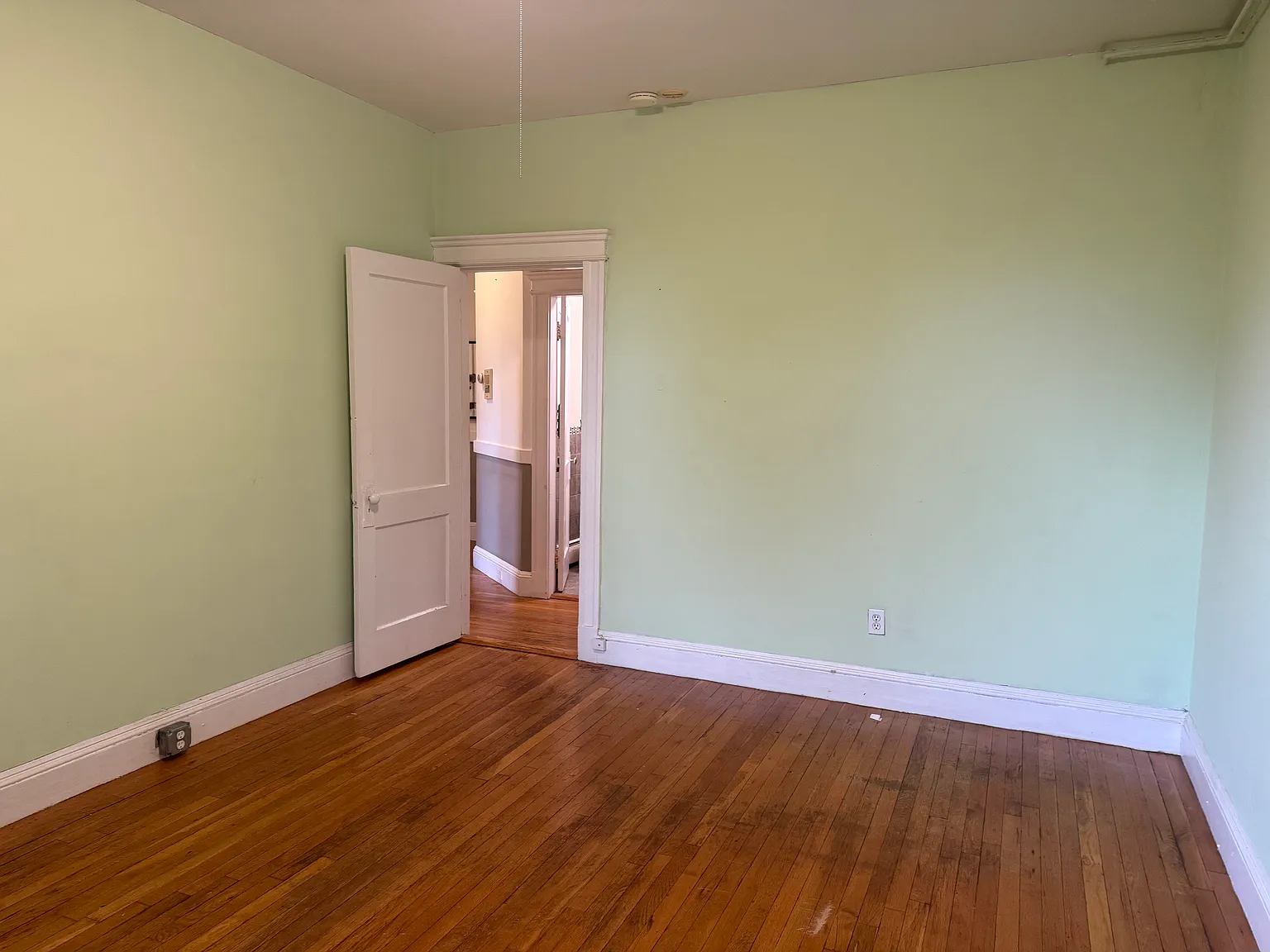 1840 Commonwealth Ave — Photo 2