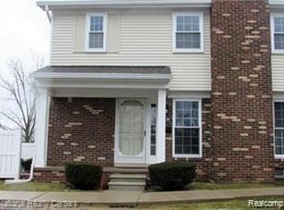 42106 Gladwin St, Northville, MI 48167