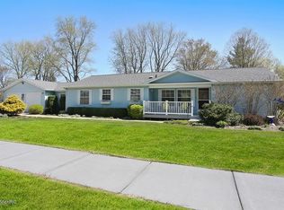 429 S Chicago St, New Buffalo, MI 49117