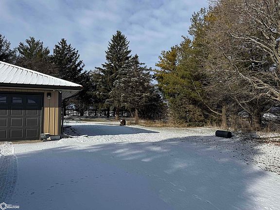 2nd image of 1279 County Road X37