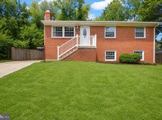 4523 Kendall Dr, Woodbridge, VA 22193