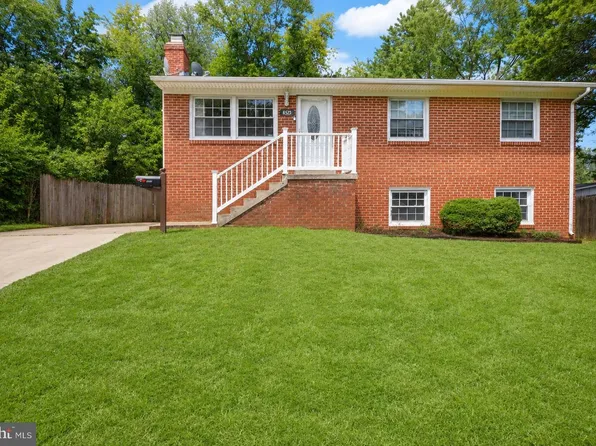 4523 Kendall Dr, Woodbridge, VA 22193