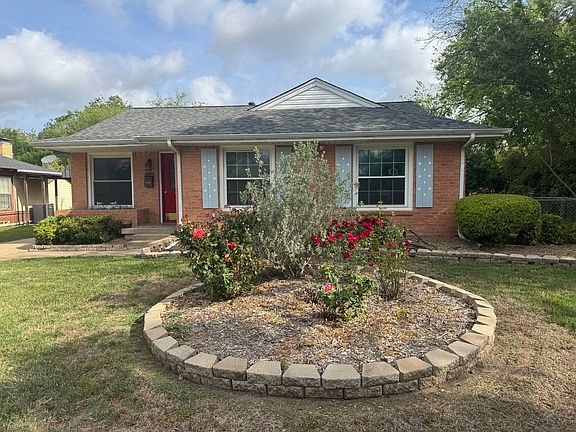 2nd image of 2509 Montalba Ave