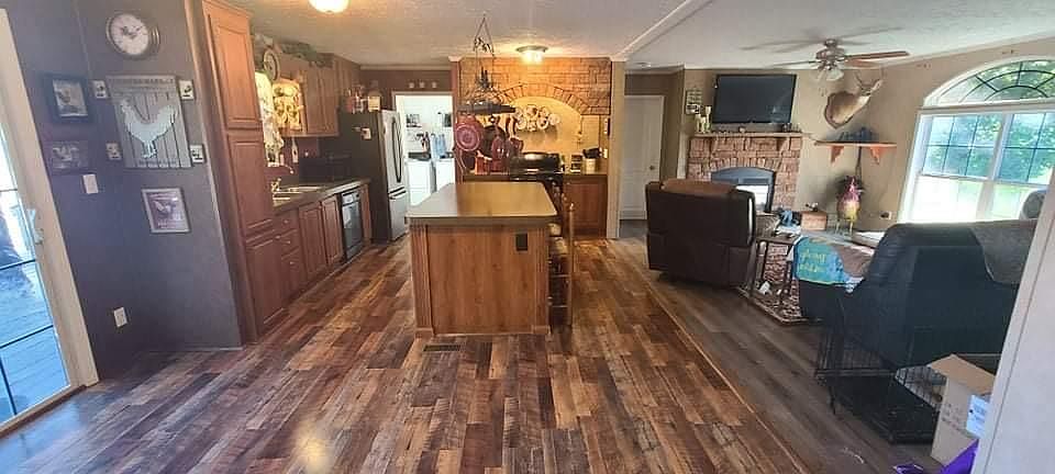2nd image of 388 Ledbetter Rd