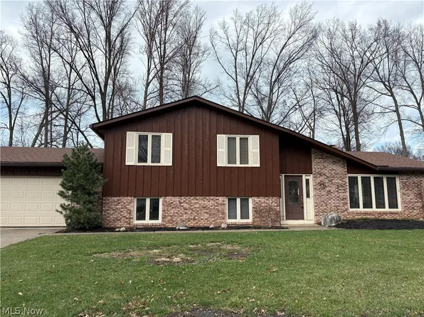 32612 Redwood Blvd, Avon Lake, OH 44012
