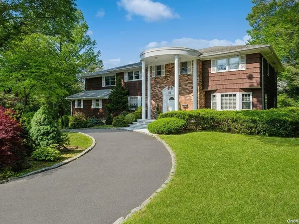 50 Starling Court, East Hills, NY 11576