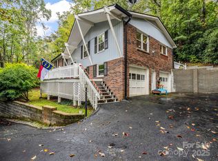 190 Long John Dr, Hendersonville, NC 28791
